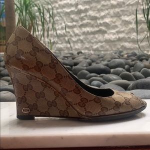 Classic Gucci Wedges sz 37.5